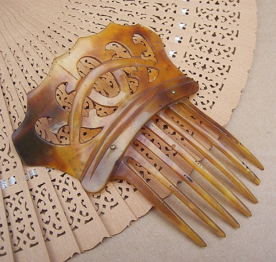 Antique hair comb early American hand cut by ElrondsEmporium