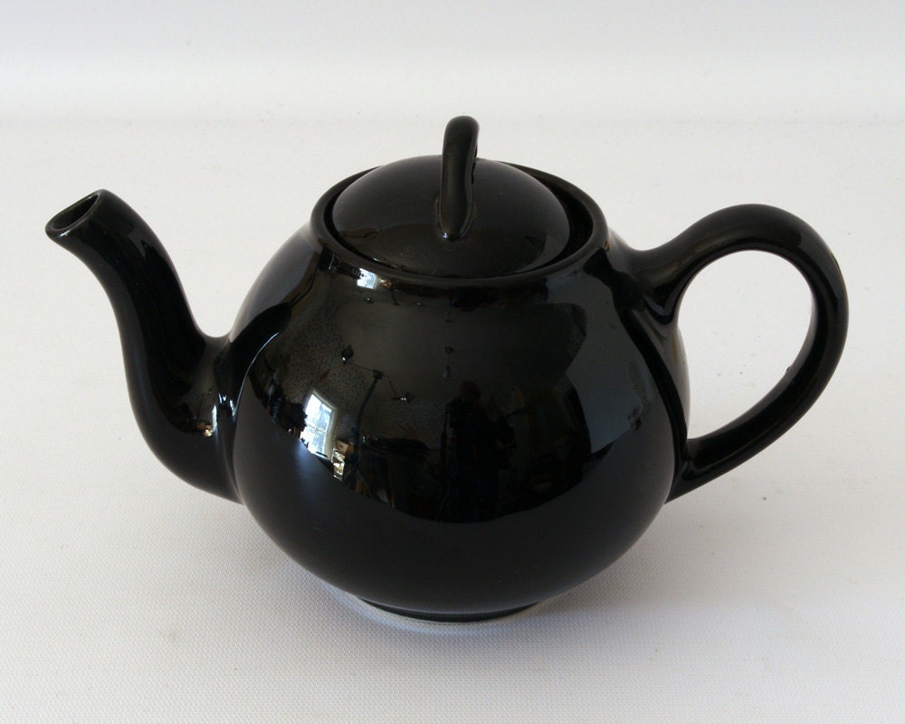Hall Lipton Teapot in Black