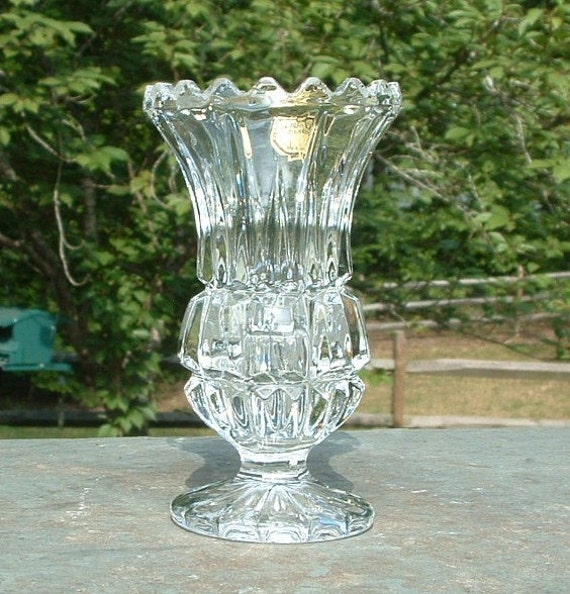 1976 Kristal Zajecar Crystal Vase RESERVED for by ohthatoldthing