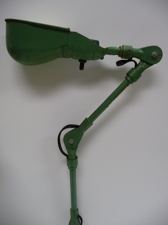 Vintage FOSTORIA industrial green jointed lamp Drafting Task