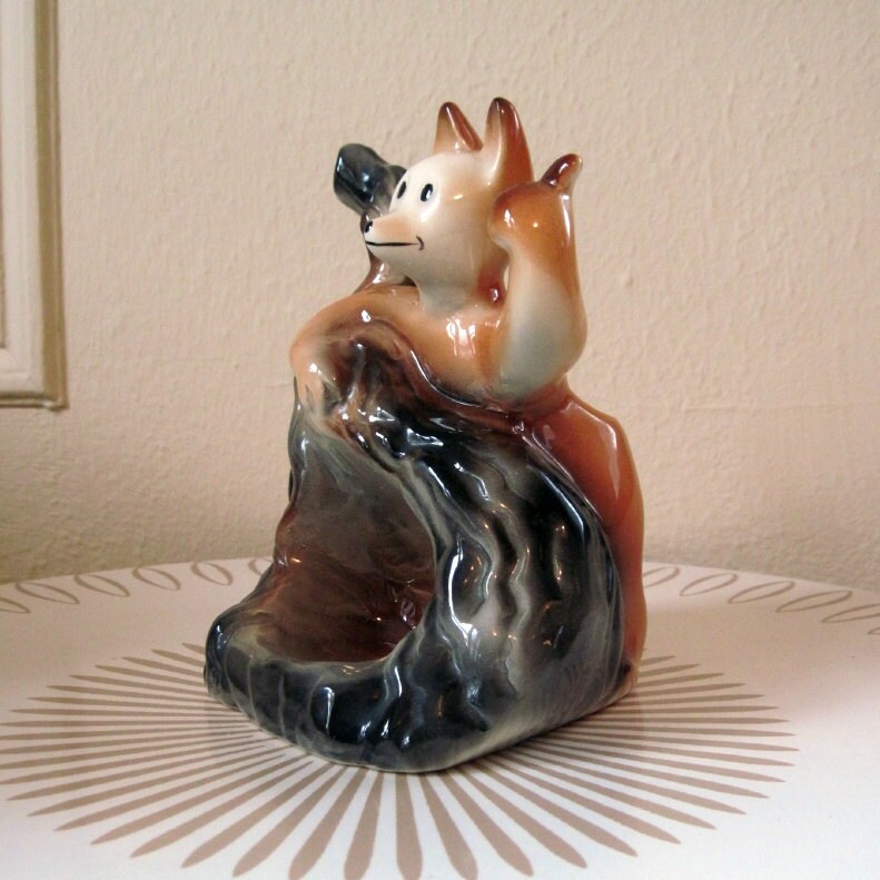 Vintage 1960s Ceramic Boxing KANGAROO Dresser Caddy Valet