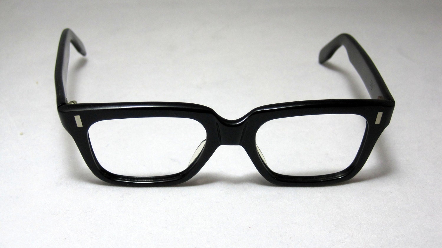 Vintage EyeGlasses. Mens Horn Rim Black Glasses. Clark Kent