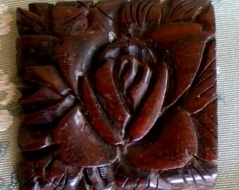 Lovely Brown Carved Bakelite Dress Clip
