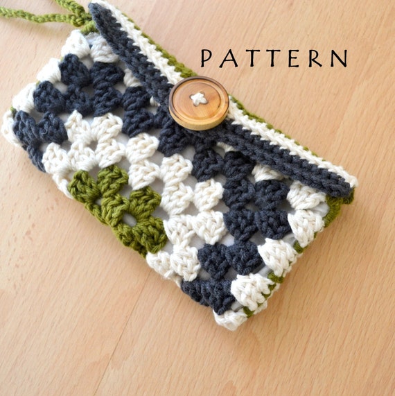 Crochet Granny Square Wristlet Clutch PDF Pattern. Instant Download