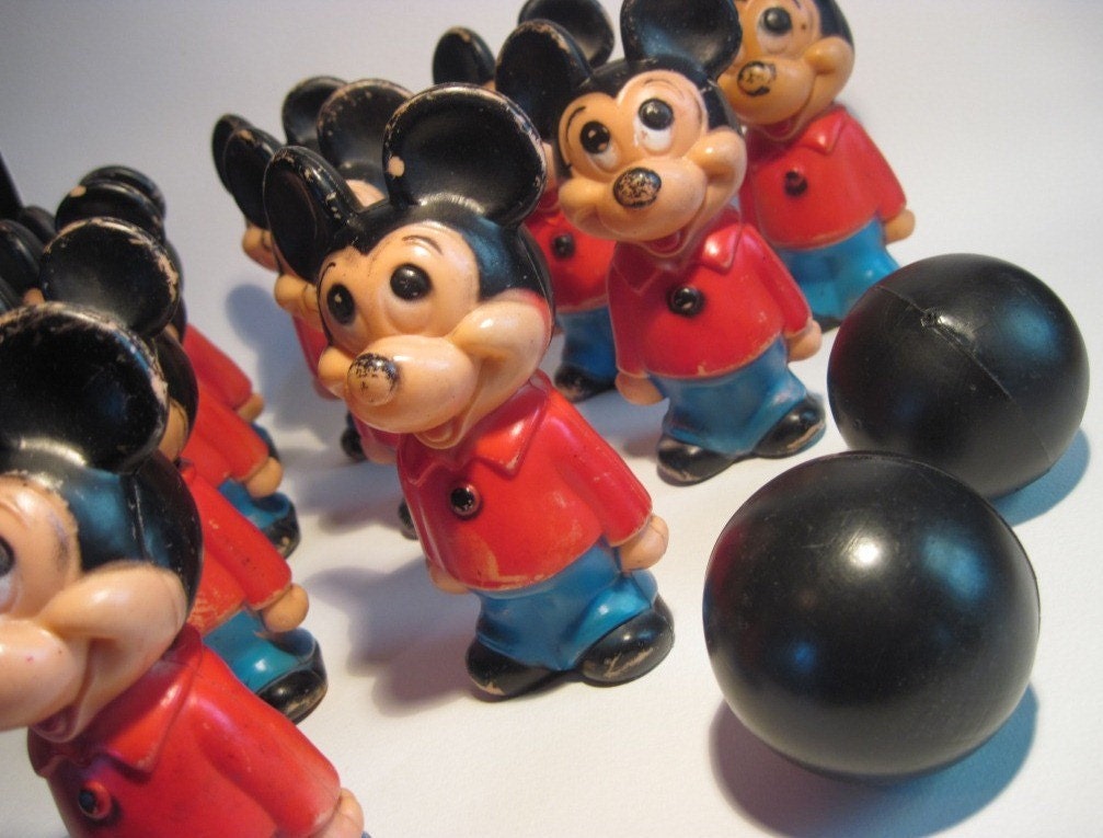 mickey mouse bowling game