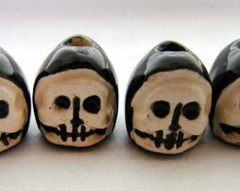 20 Ceramic Beads - Tiny Skull beads with hoods - CB573
