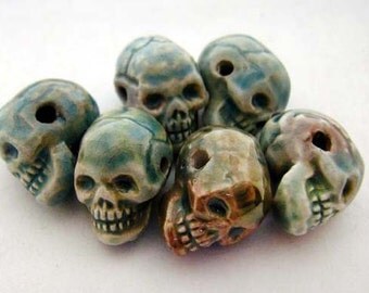 20 Tiny Raku Skull Beads - horizontal holes - CB572