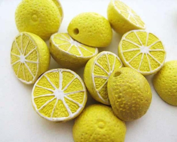 20 Tiny Lemon Beads