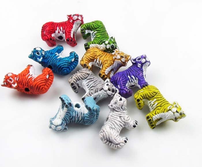 10 Tiny Tiger Beads mixed colors CB756