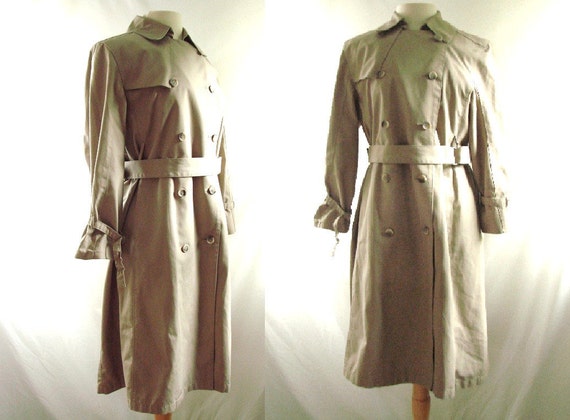 Trench Coat / vintage 1980s London Fog Trench Coat by CasitaDeLita