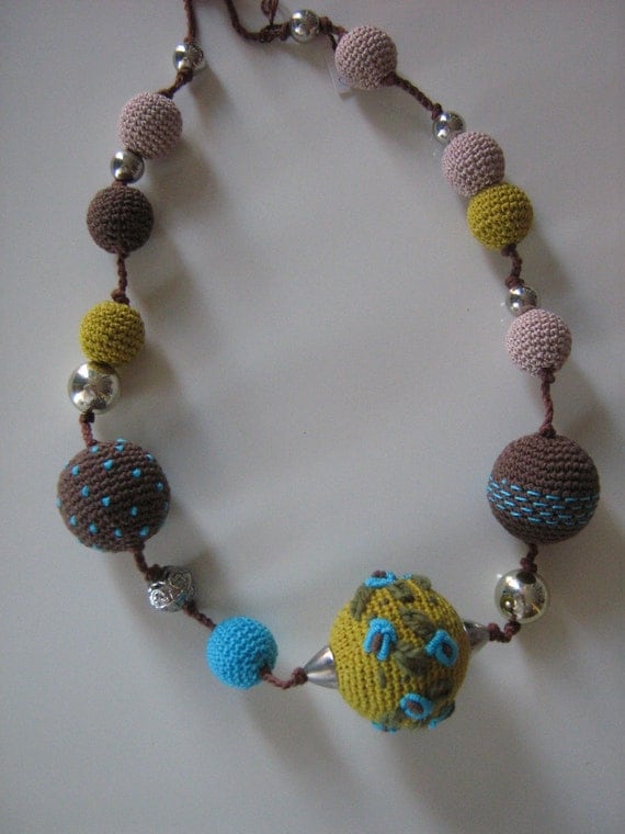 Crochet jewelry - Monami