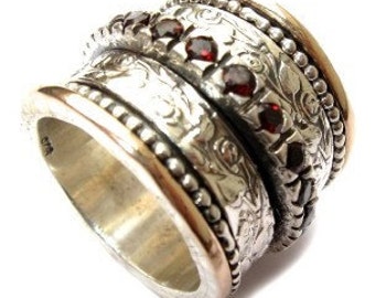Silver 9k Gold Garnet Spinner Ring Floral Band