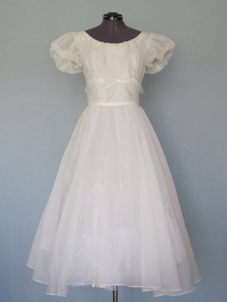 Romantic Vintage 1950s Ballerina Style Wedding Dress RESERVED