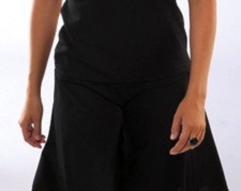 Black Travel Skirt