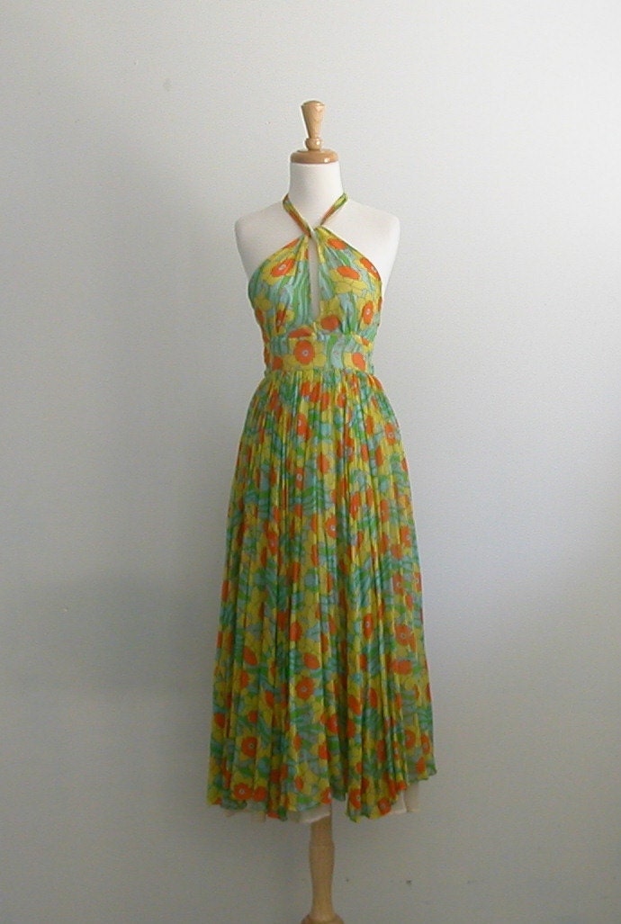 70s Halter Dress / backless dress / vintage by roguegirlvintage