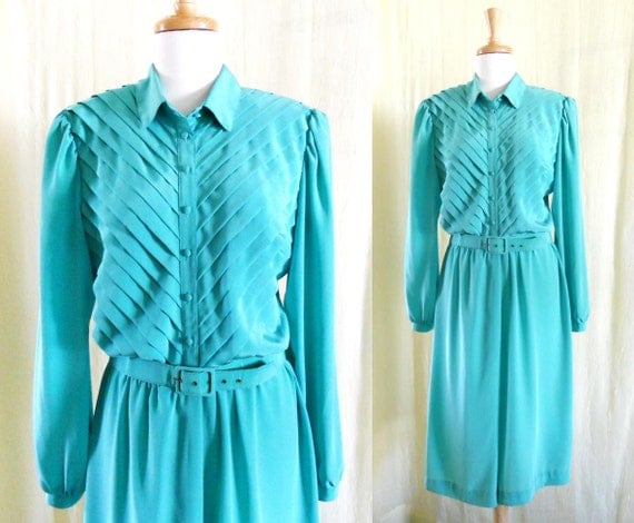 Vintage 1970's Mint Green Pleated Shirt Dress Belt Sz 14