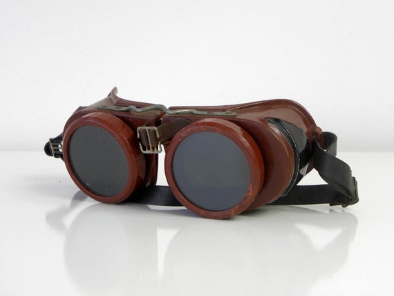 glasses strap for rubber Welding Vintage Welsh Goggles, Burgundy Bakelite, Industrial, Mfg