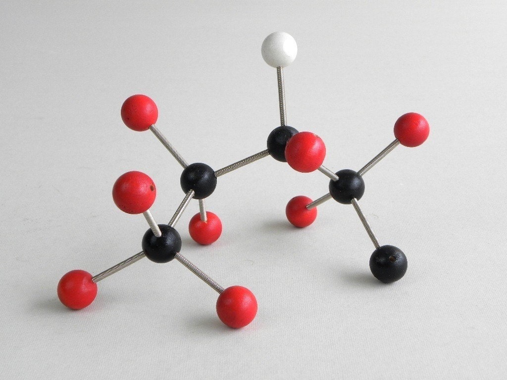 Нестандартная химия. C6h6 шаростержневая модель. Модели молекул шаростержневые химических элементов. Шаростержневая модель молекулы органического вещества. H2s модель молекулы.