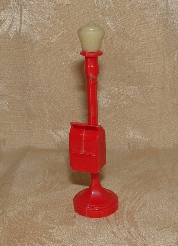 Vintage Dollhouse Lamp Post Mailbox Commonwealth Plastics
