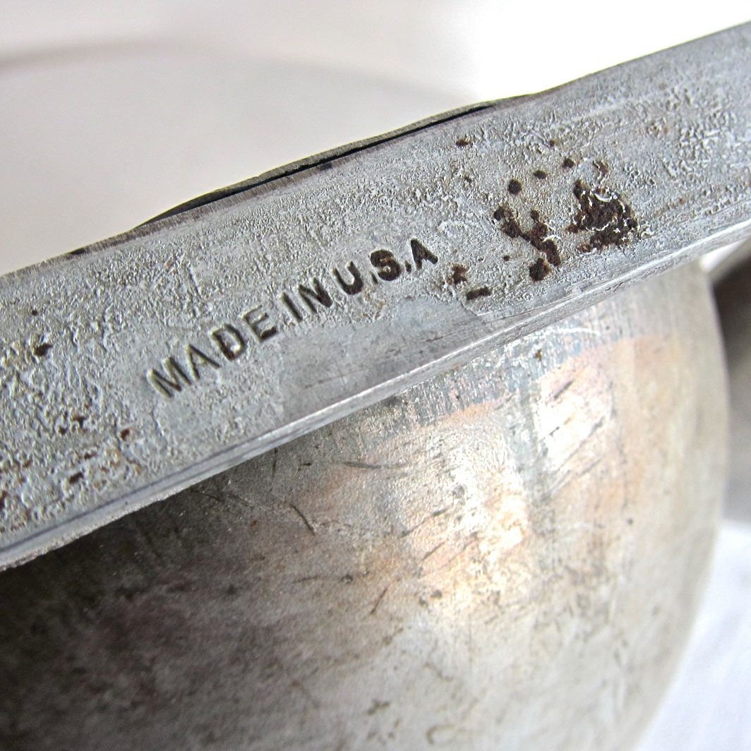 Vintage Metal Candy Mold for Chocolate Easter Eggs Large