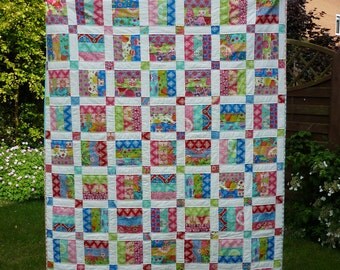 PDF Quilt Pattern, Jelly Roll Pattern, Easy Quilt Pattern, Beginner Pattern, Baby Quilt Pattern, 6 sizes baby to king, Picnic in the Park