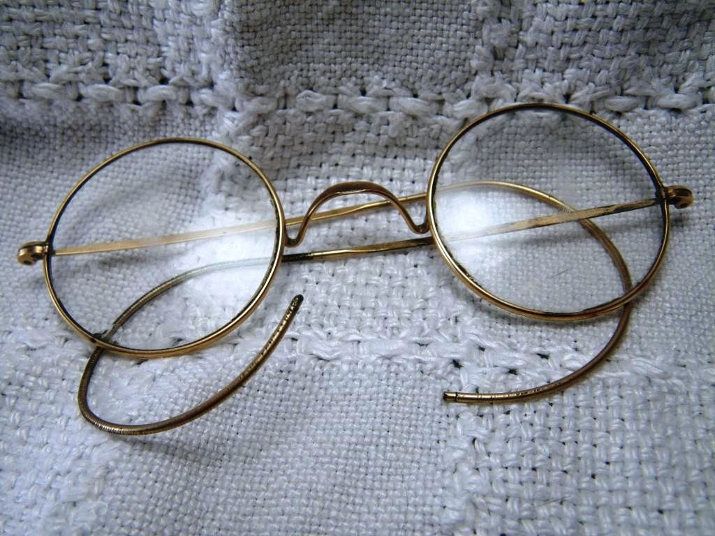 Vintage 1930s Shuron Gold Filled Round Eyeglasses Wire By Moxiekin