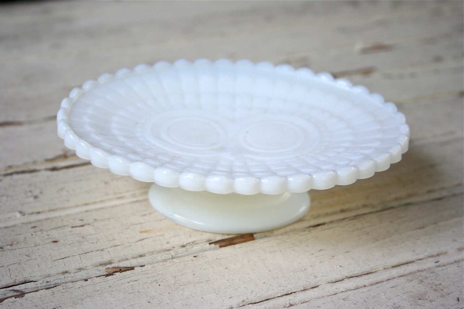 VINTAGE Milk Glass Soap Dish