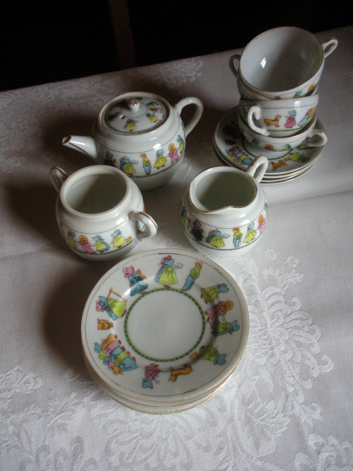 adorable vintage children's china tea set