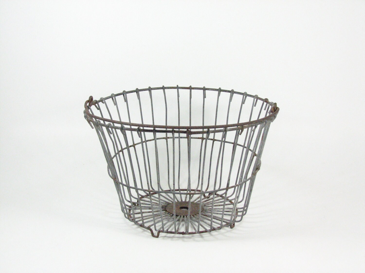 Vintage Egg Basket Metal Wire Tote with Handle
