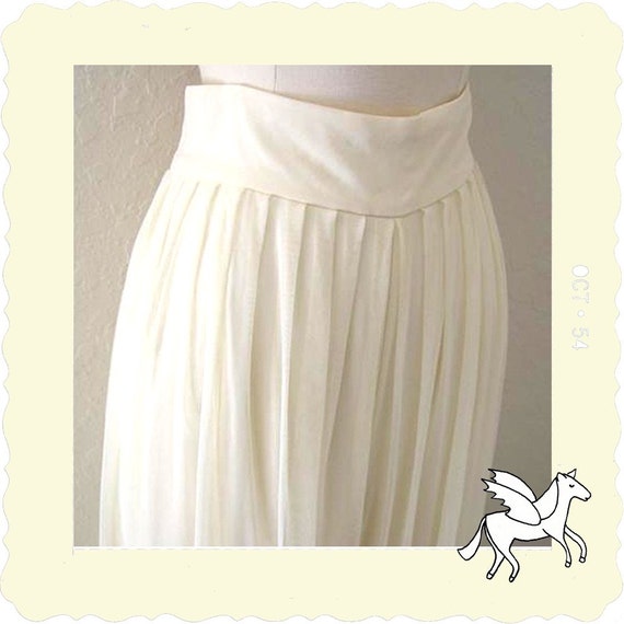 cream colour palazzo pants