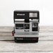 vintage polaroid sun600 camera - works