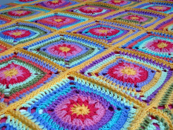 Crochet Afghan Blanket Tutti Frutti Daisy Granny Squares FREE SHIPPING
