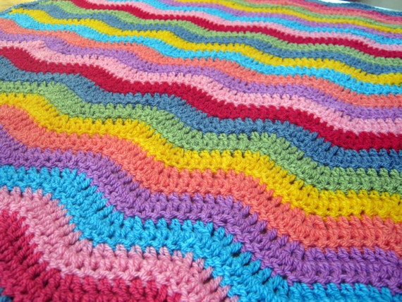 Stunning Bright Vivid Rainbow Ripple Crochet Granny Stripes Blanket Afghan