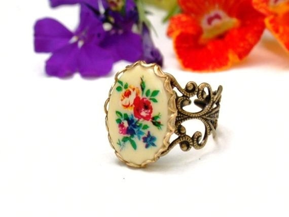 Floral Vintage Ring