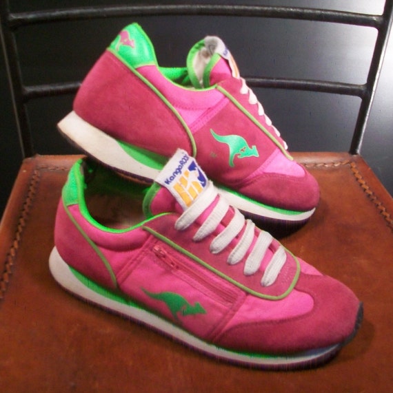 Items similar to Vintage Kangaroos Running Shoes Roos Pink