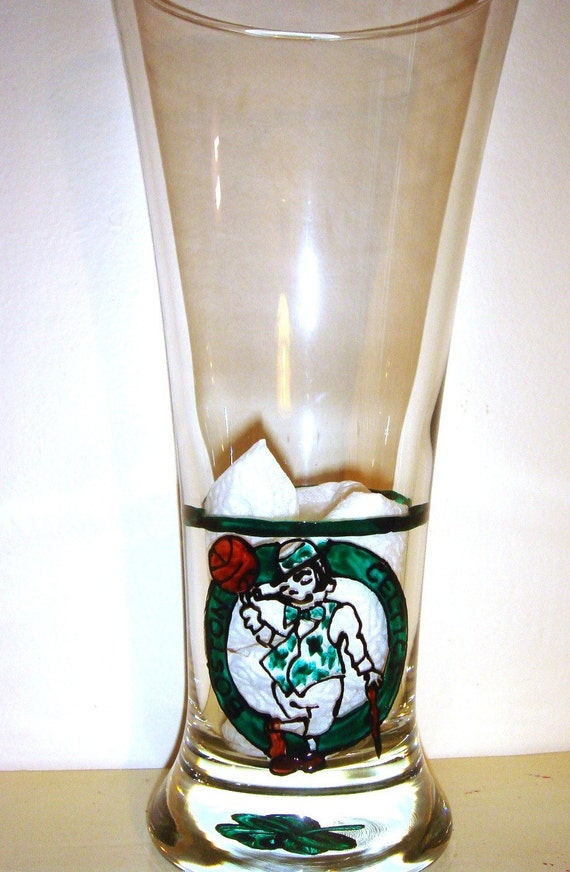 Boston Celtics Hand Painted Beer Glass Pilsner Style 16 Oz