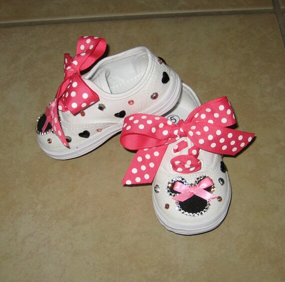 Minnie Mouse White Canvas Shoes with Swarovski crystals