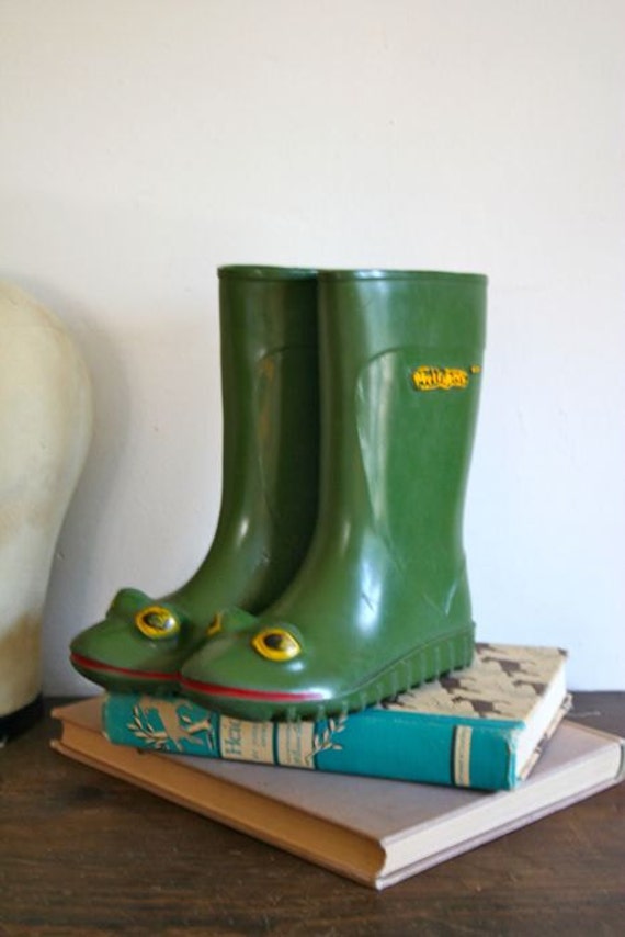 wellipets rain boots