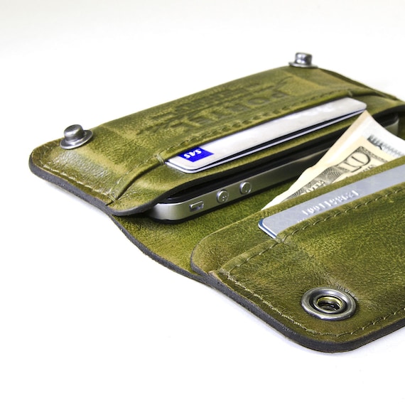 iPhone RETROMODERN aged leather wallet SPRING GREEN