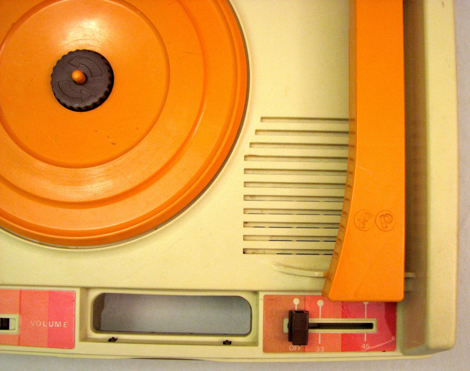 vintage 70s FISHER PRICE record player WORKS well
