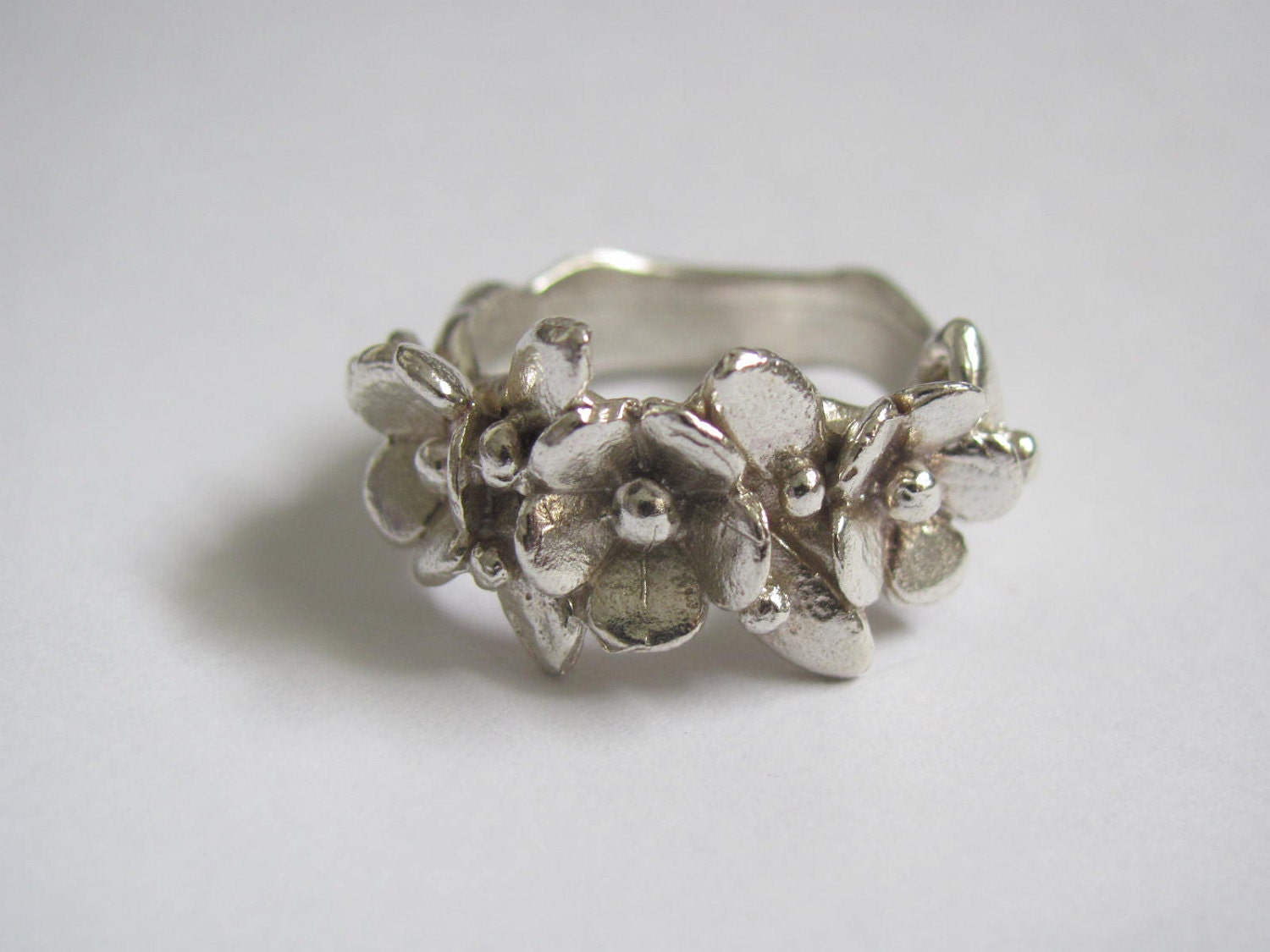 Sterling Silver Flower Wreath Ring by christienano on Etsy