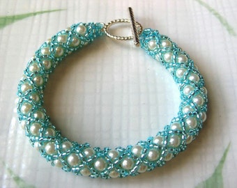 Blue and White Beaded Bracelet, Woven Beads in XOXO Rope Pattern