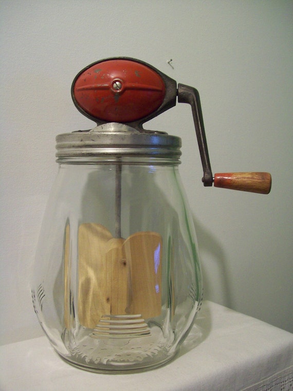 Antique Dazey 4 QT Red Top Butter Churn excellent condition