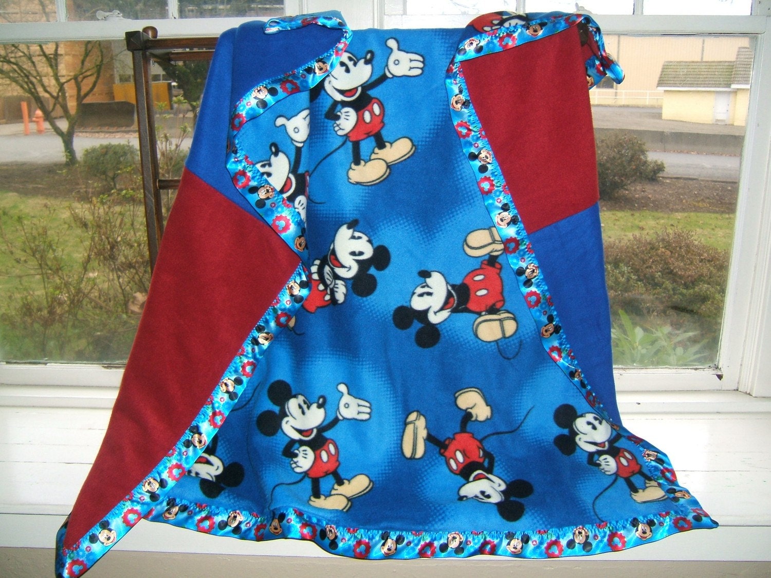 Mickey Mouse large fleece blanket 55x52