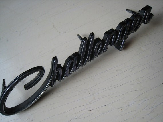 thumbnail image 2 of Genuine Mopar Hood Emblem For 2009-2010 Dodge Challenger HEMI – Black Chrome Finish – OEM Part #68028278AB 2 of 14