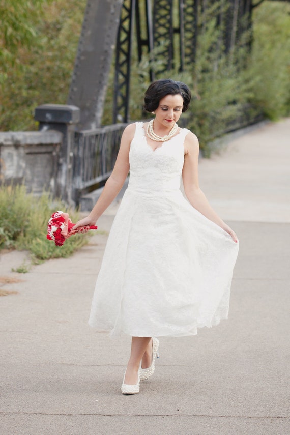 Items similar to SAMPLE SALE - Tea Length Lace Wedding Dress ...