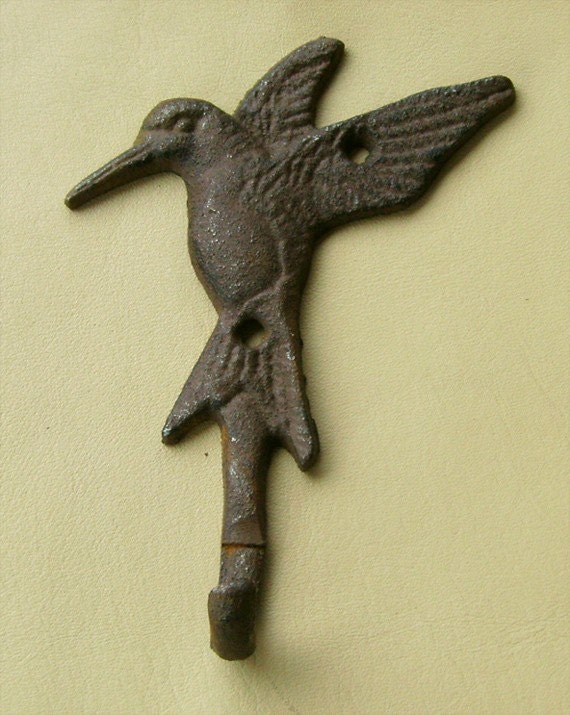 VINTAGE CAST IRON HUMMINGBIRD COAT HOOK by LezasVintageAttic