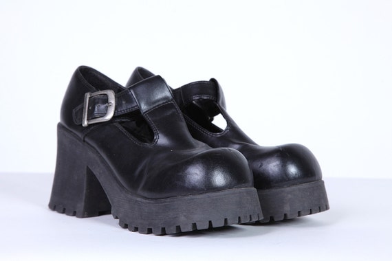 90s Black Chunky Platform Mary Janes 8