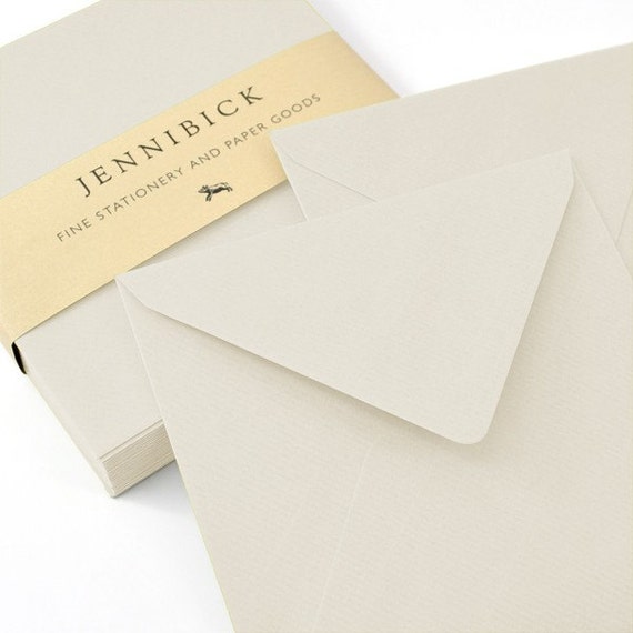 Ivory 5x5 Square Envelopes/Pack of 25