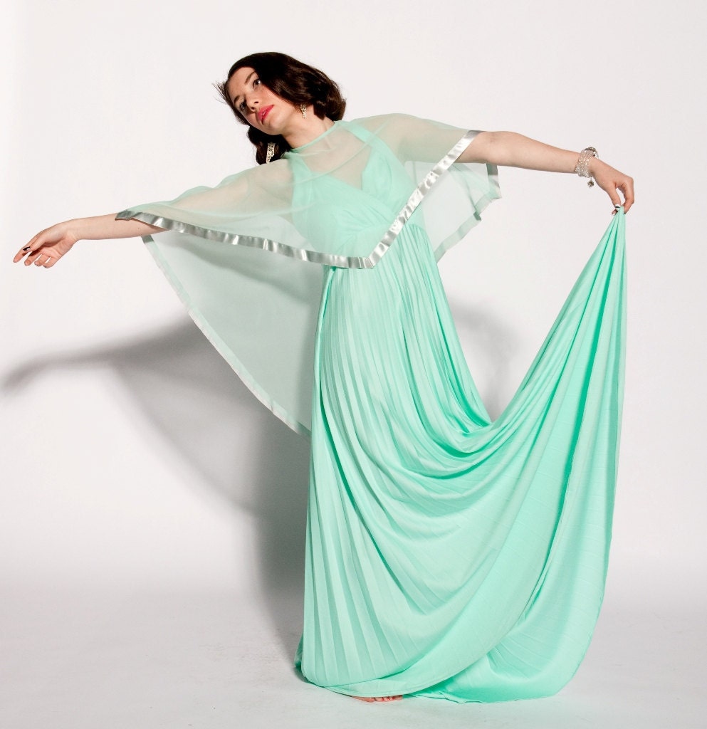 1970s gown